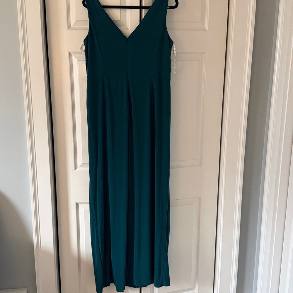 Elegant Teal Ruched V-Neck Maxi Dress From David’s Bridal - Picture 6 of 6